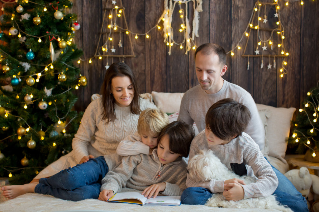 Familie zu Weihnachten